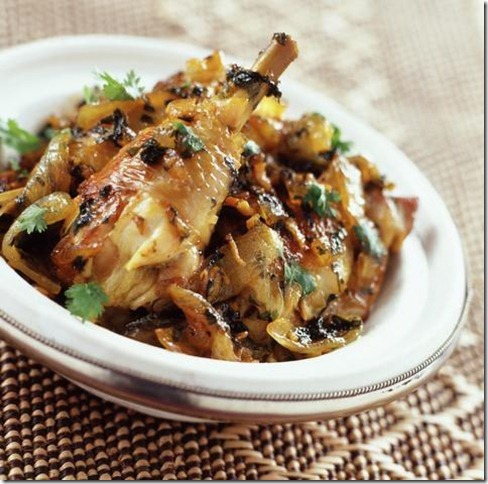 Tajine de poulet aux &eacute;pices