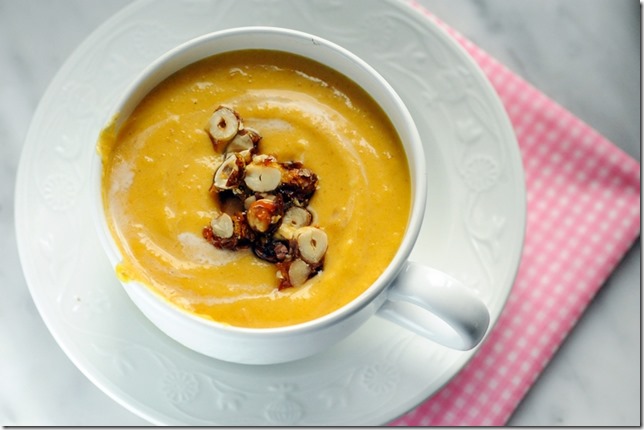 Soupe-de-potiron-aux-noisettes